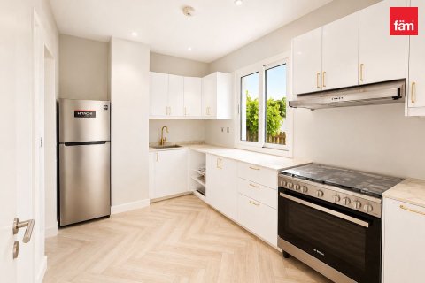 Villa de 5 dormitorios en Palm Jumeirah, UAE No. 205810 9