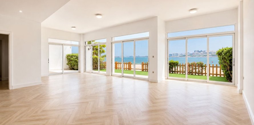 Villa de 5 dormitorios en Palm Jumeirah, UAE No. 205810