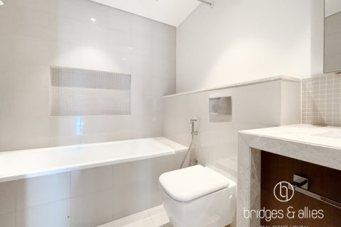 Квартира с 2 спальнями в Даунтаун Дубай (Даунтаун Бурдж Дубай), ОАЭ №148986 12