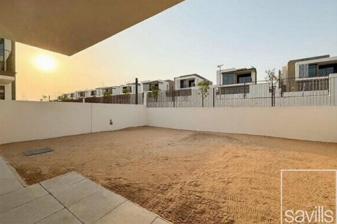 4 bedrooms Townhouse in Al Furjan, UAE No. 194741 3