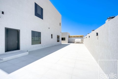 4 bedrooms Villa in Dubai, UAE No. 194739 17