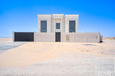 4 bedrooms Villa in Dubai, UAE No. 194739 19