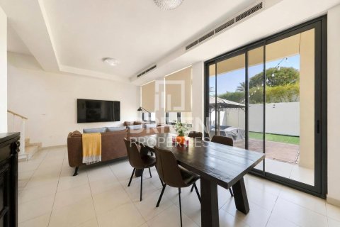 3 bedrooms Villa in Mira Oasis, UAE No. 192261 12