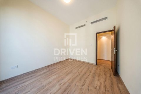 Квартира с 1 спальней в Boulevard Central Towers, ОАЭ №192267 4