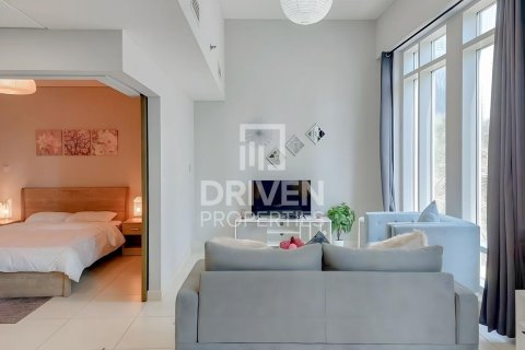 Квартира с 1 спальней в The Lofts, ОАЭ №192266 8