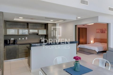 Квартира с 1 спальней в The Lofts, ОАЭ №192266 6