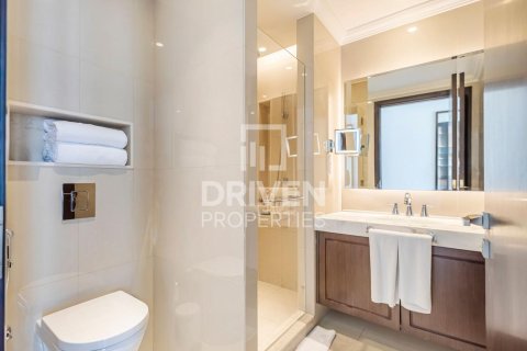 Квартира с 2 спальнями в The Address Residence Fountain Views, ОАЭ №192263 14