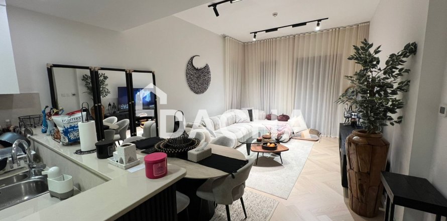Квартира с 3 спальнями в Zahra Breeze Apartments, ОАЭ №162178