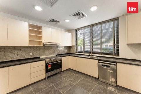 4 bedrooms Townhouse in Dubai, UAE No. 205215 29