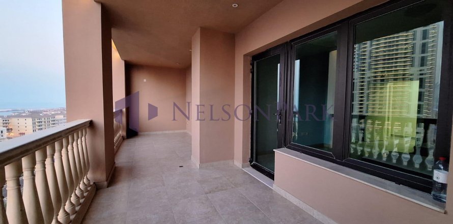 2 bedrooms Apartment in Doha, Qatar No. 61015