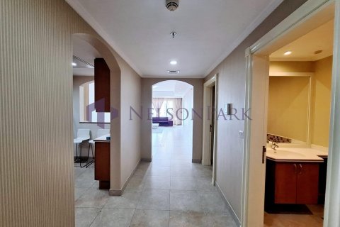 2 bedrooms Apartment in Doha, Qatar No. 61015 9