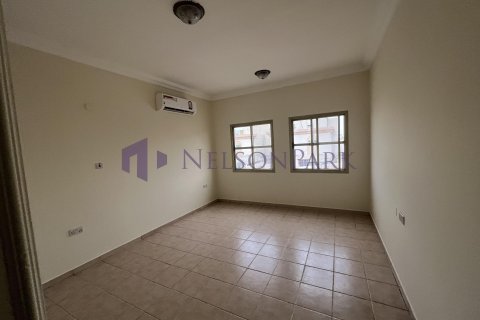 5 bedrooms Villa in Doha, Qatar No. 60932 18