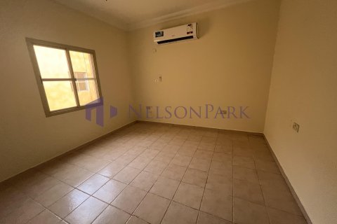 5 bedrooms Villa in Doha, Qatar No. 60932 15