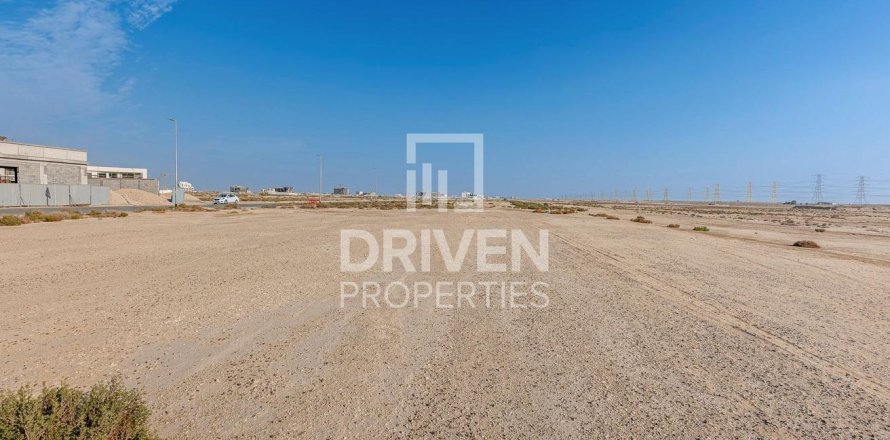 Land de 987.09m² à Jebel Ali, UAE No. 191077