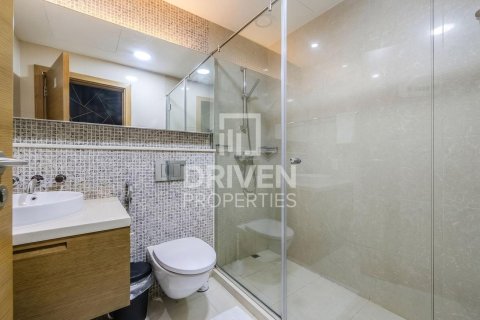 Квартира с 2 спальнями в Claren Towers, ОАЭ №192730 14