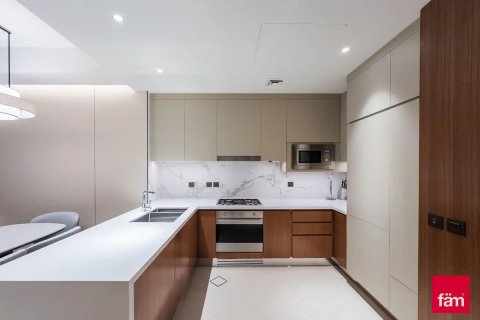 Квартира с 2 спальнями в Дубай, ОАЭ №146083 14