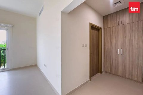 Villa de 3 dormitorios en Dubai, UAE No. 147573 9