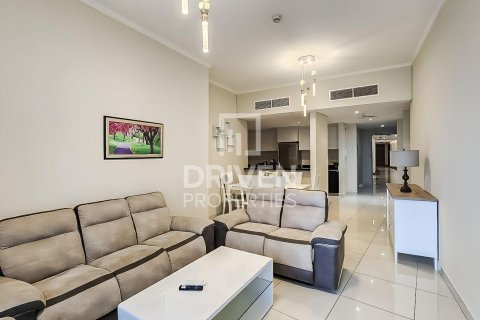 Квартира с 3 спальнями в Damac Heights, ОАЭ №192607 3