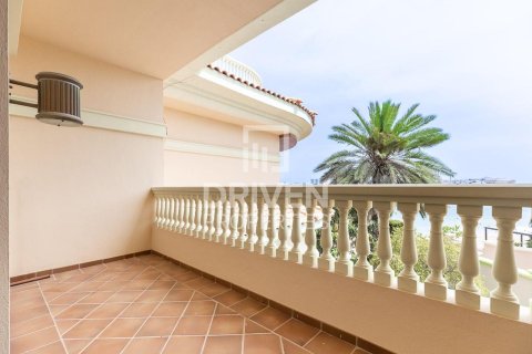 Вилла с 6 спальнями в Signature Villas, ОАЭ №192606 24