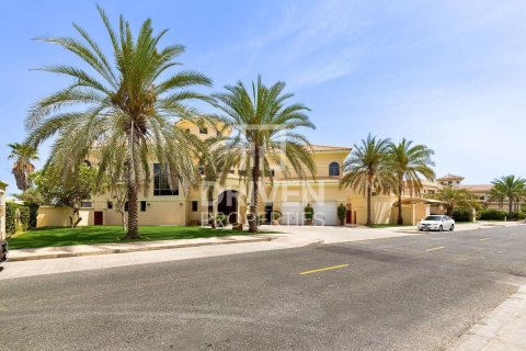 Вилла с 6 спальнями в Signature Villas, ОАЭ №192606 31