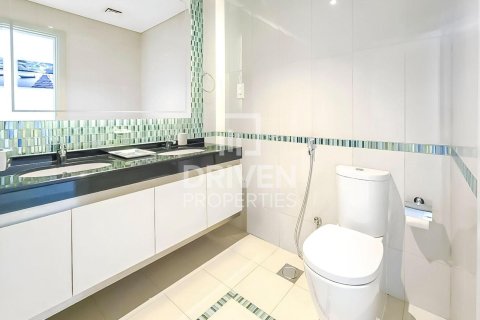 Квартира с 2 спальнями в Damac Heights, ОАЭ №192605 7