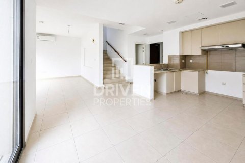 3 bedrooms Townhouse in Hayat Townhouses, UAE No. 202058 4