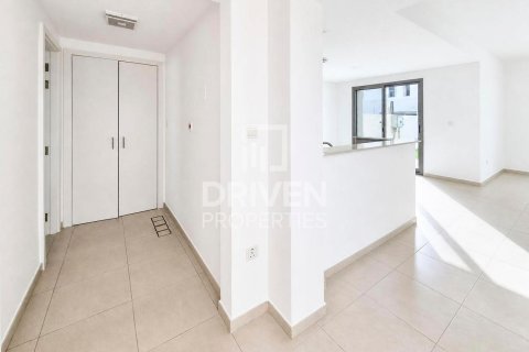 3 bedrooms Townhouse in Hayat Townhouses, UAE No. 202058 11