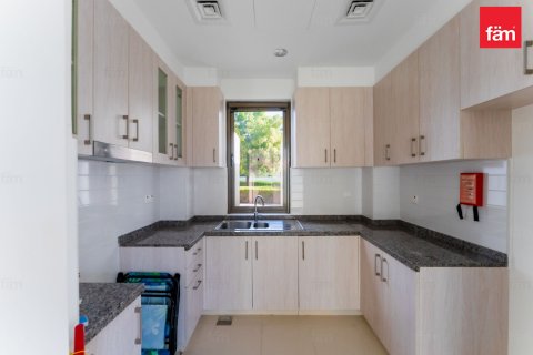 Вилла с 3 спальнями в Рим, ОАЭ №141579 8