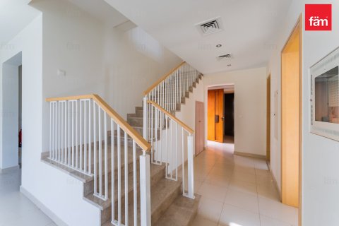 Вилла с 3 спальнями в Рим, ОАЭ №141579 11