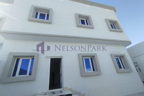 6 bedrooms Villa in Al Wakrah, Qatar No. 57492 4