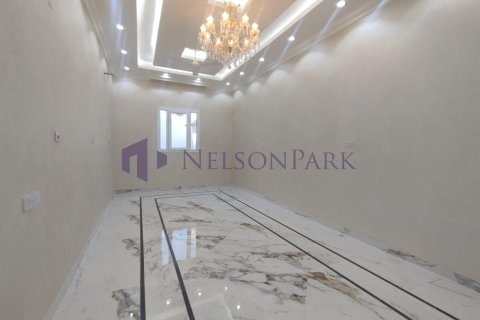 6 bedrooms Villa in Al Wakrah, Qatar No. 57492 20