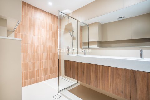Квартира с 2 спальнями в Дубай Марина, ОАЭ №156377 8