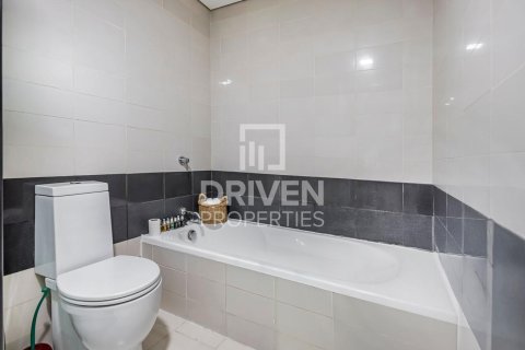 2 bedrooms Apartment in The Lofts, UAE No. 138574 16