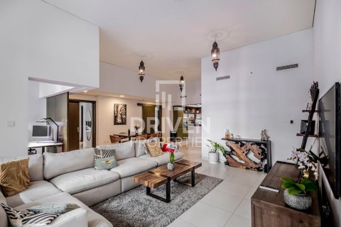 2 bedrooms Apartment in The Lofts, UAE No. 138574 8