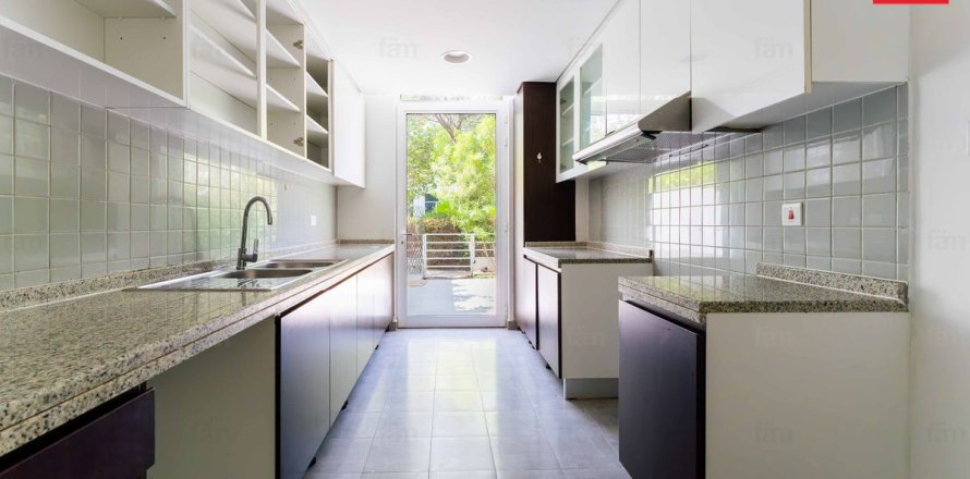 Townhouse de 3 dormitorios  No. 119816