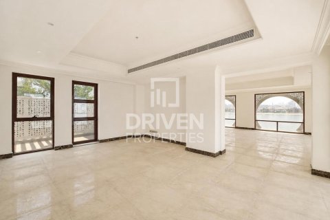 Villa de 5 chambres à Signature Villas, UAE No. 206441 4