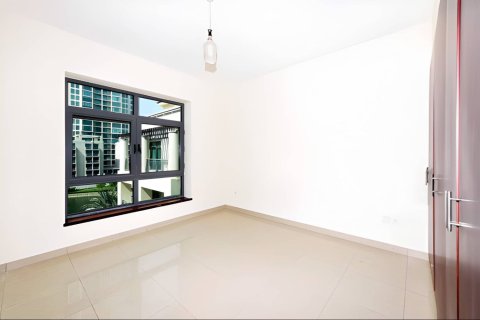 Appartement de 2 chambres à The Views, UAE No. 204839 8