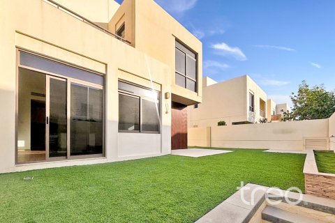 4 غرف نوم تاون هاوس في Noor Townhouses, الإمارات العربية المتحدة رقم 206218