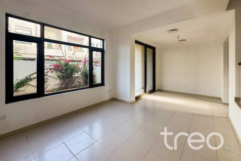 Villa de 3 dormitorios en Mira Oasis, UAE No. 206222 4