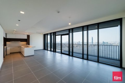 3 bedrooms Apartment in Dubai, UAE No. 137405 3