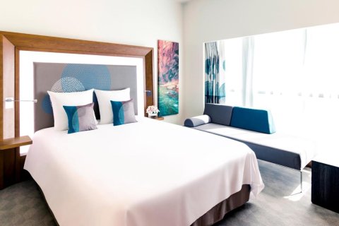 Building in Dubai, UAE No. 150361