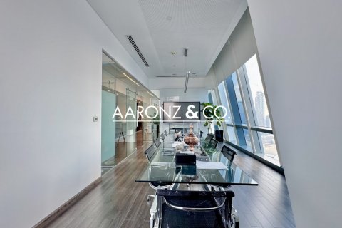 230m² Office in Downtown Dubai (Downtown Burj Dubai), UAE No. 144241 12