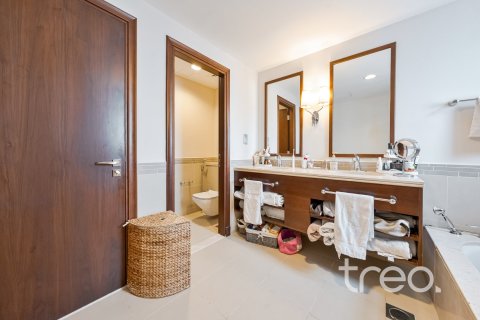 Villa de 3 dormitorios en Casa, UAE No. 200834 23