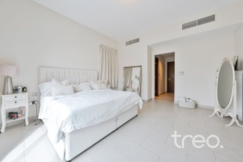Villa de 3 dormitorios en Casa, UAE No. 200834 18
