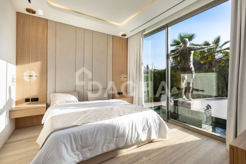 Villa de 5 dormitorios en Jumeirah Islands, UAE No. 210362 11
