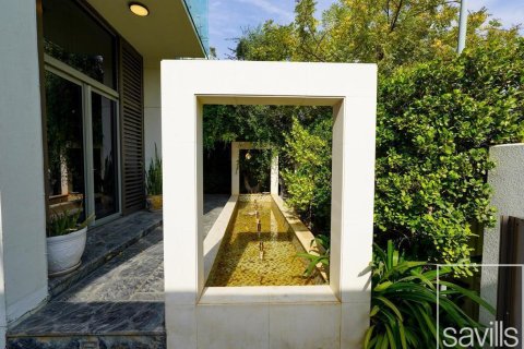 Вилла с 5 спальнями в District One, ОАЭ №136750 12