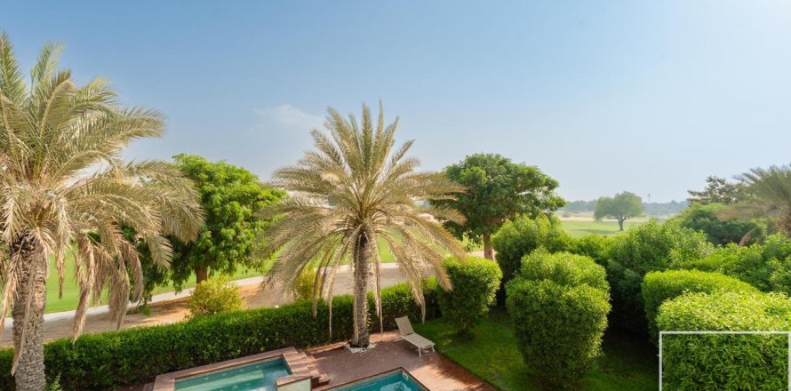 6 غرفة نوم  فيلا في Dubai Sports City, الإمارات العربية المتحدة رقم 136746