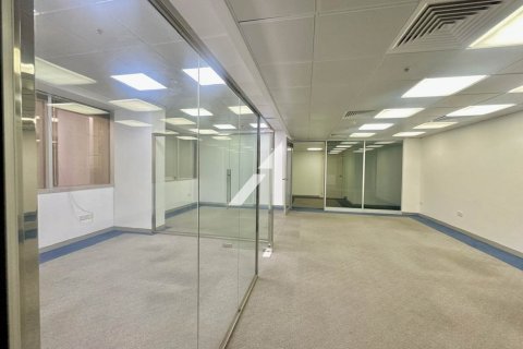 180m² Office in Sheikh Zayed Road, UAE No. 148878 7