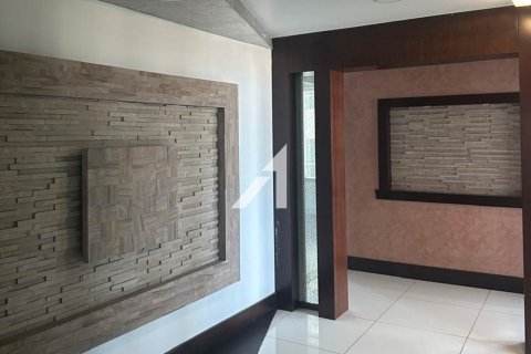 Офис 186м² в Sheikh Zayed Road, ОАЭ №148877 3