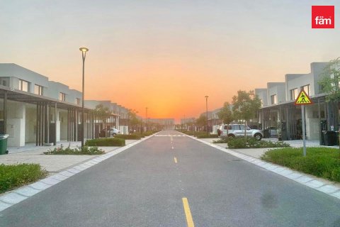 Townhouse de 4 dormitorios en Dubai, UAE No. 184467 13
